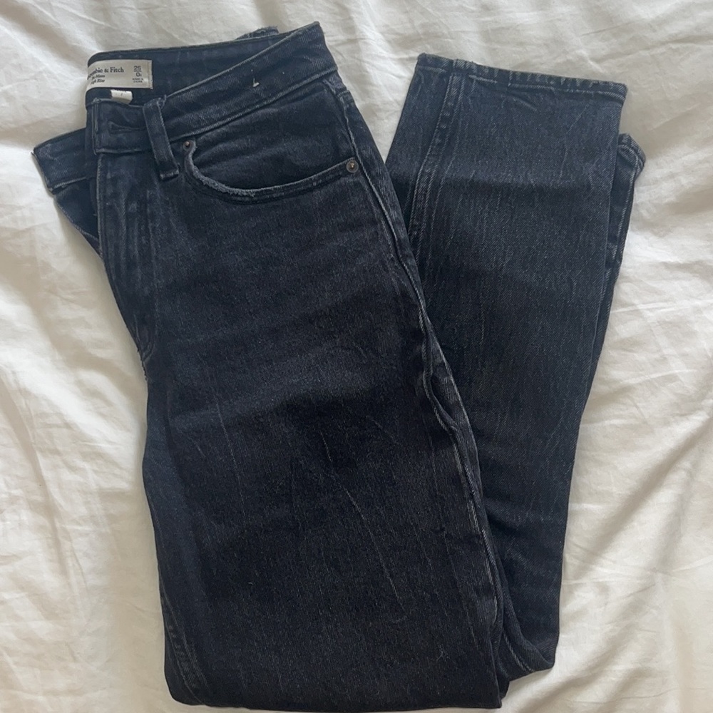 Abercrombie Mom High Rise Jeans